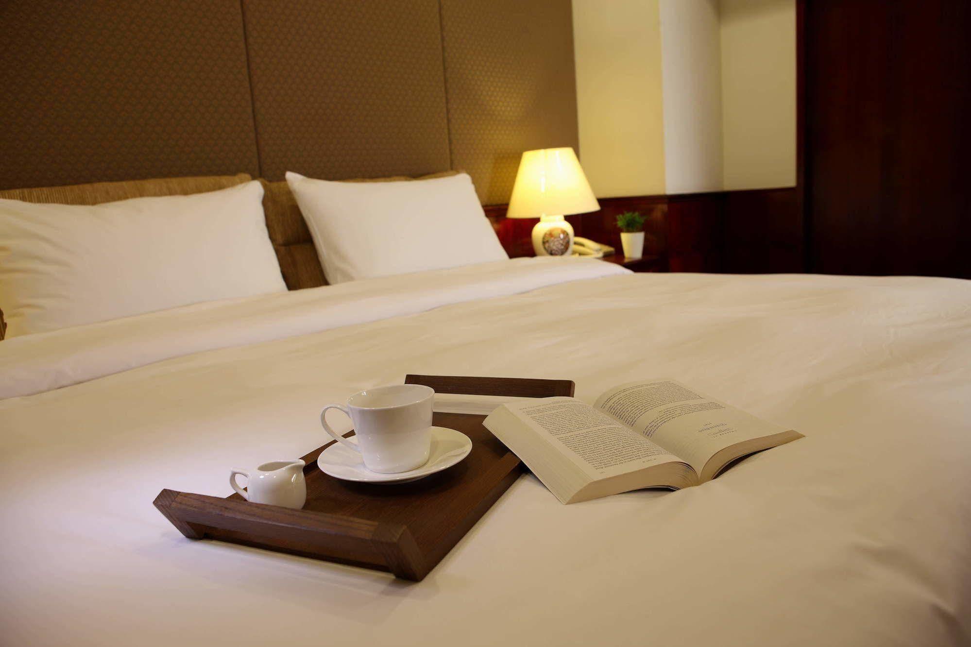 Gloria Prince Hotel Taipei Extérieur photo